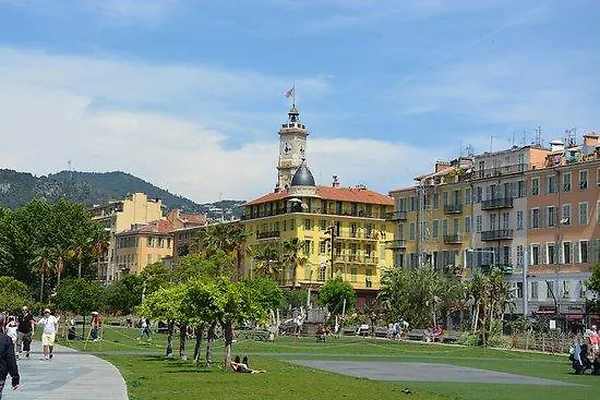Hotel Au Picardy Nice
